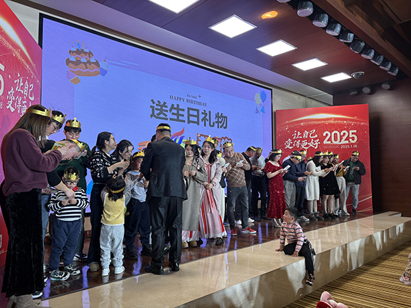 羞羞漫画官网机械年会